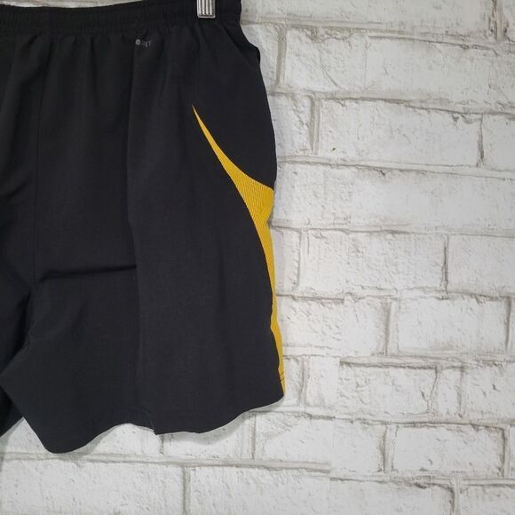 NIKE black and orange athletic shorts - Picture 4 of 10